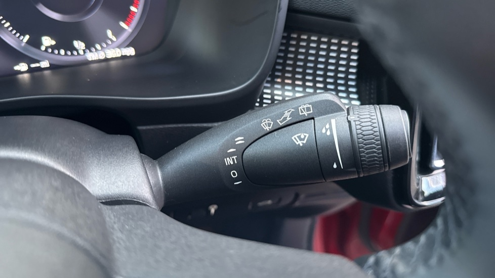 Used Volvo XC40 2021 for sale - 77893972: Photo 33