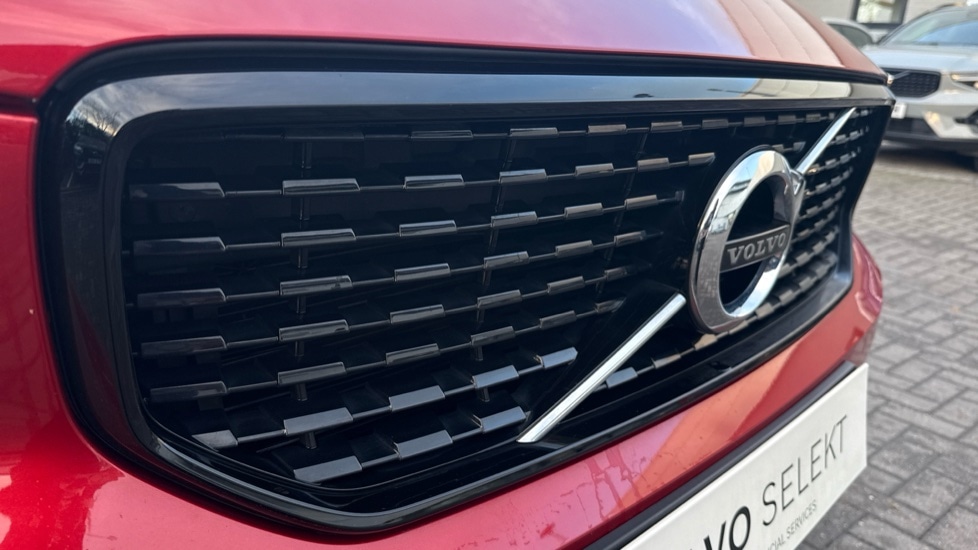 Used Volvo XC40 2021 for sale - 77893972: Photo 35