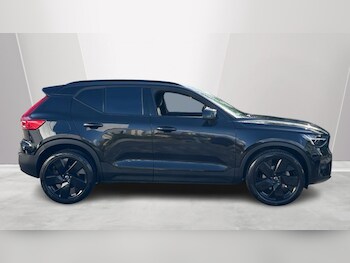 Used Volvo XC40 2025 for sale - 78212040: Photo
