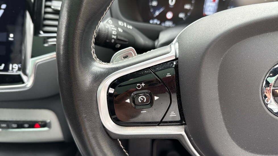 Used Volvo XC90 2020 for sale - 76091975: Photo 35