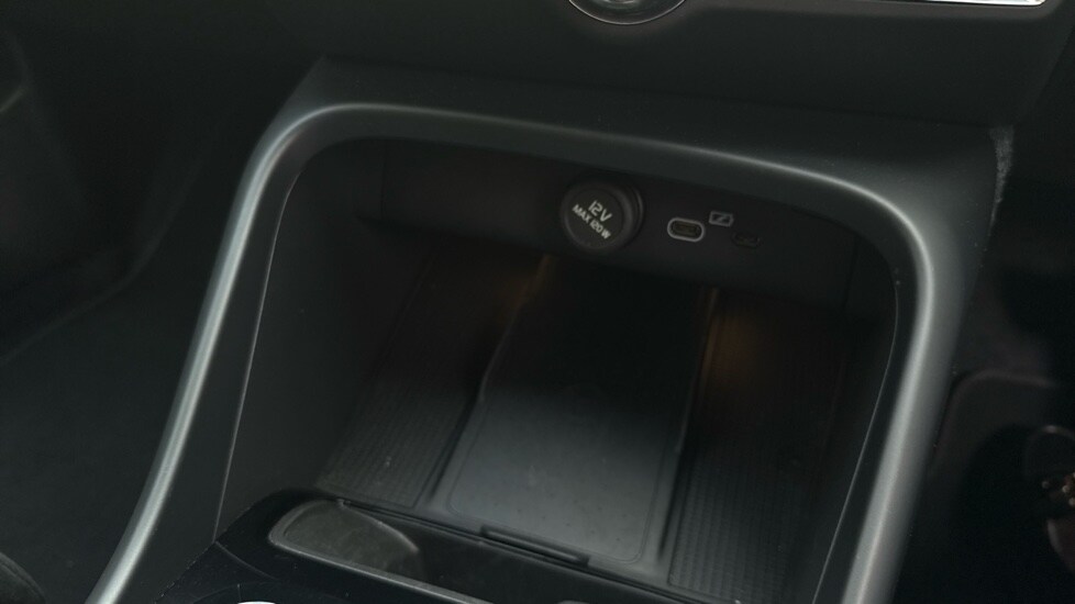 Used Volvo XC40 2025 for sale - 75922084: Photo 21