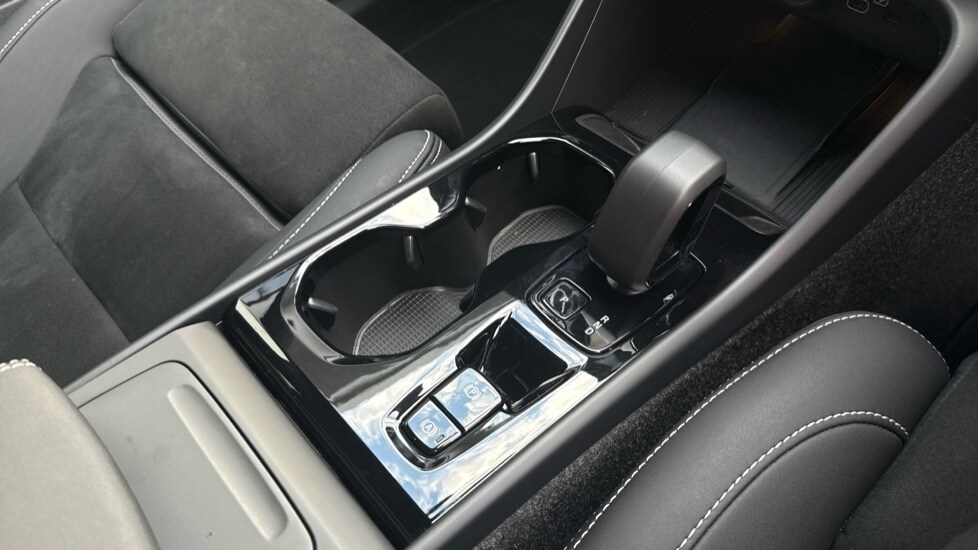 Used Volvo XC40 2025 for sale - 75922084: Photo 23