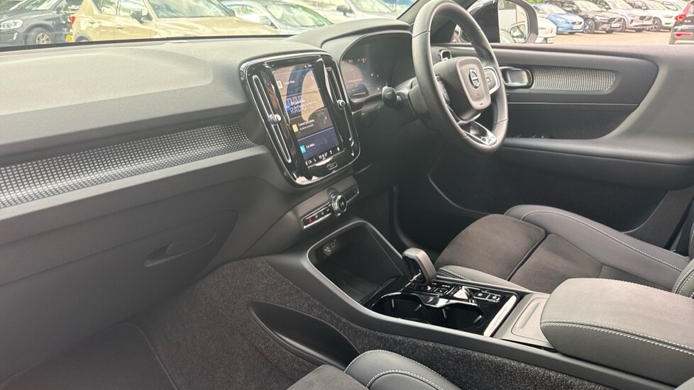 Used Volvo XC40 2025 for sale - 75922084: Photo 50