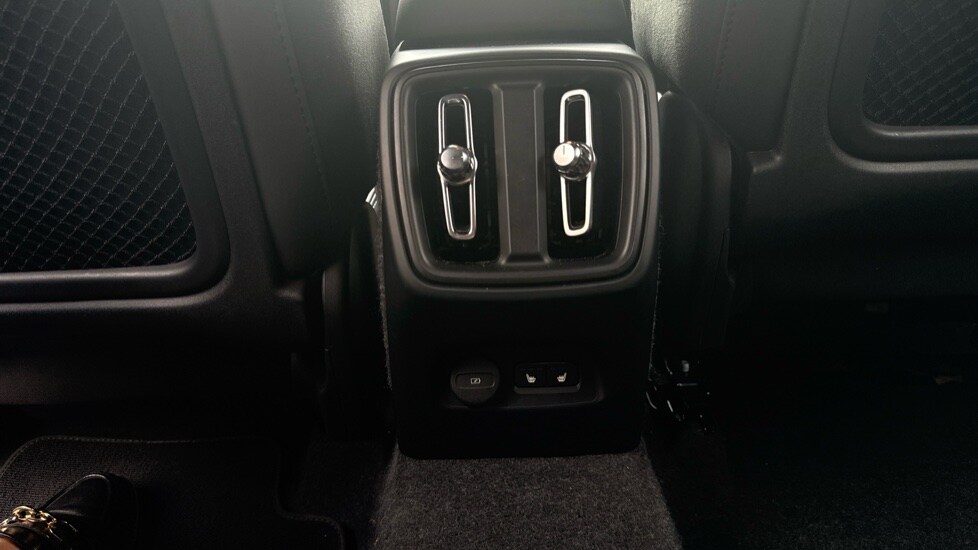 Used Volvo XC40 2025 for sale - 75922084: Photo 51