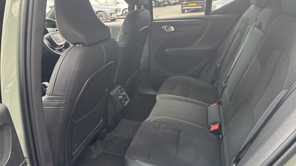 Used Volvo XC40 2025 for sale - 75922084: Photo 53