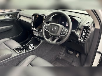 Used Volvo XC40 2024 for sale - 78450337: Photo