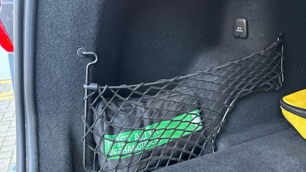 Used Volvo XC60 2023 for sale - 76635732: Photo 15