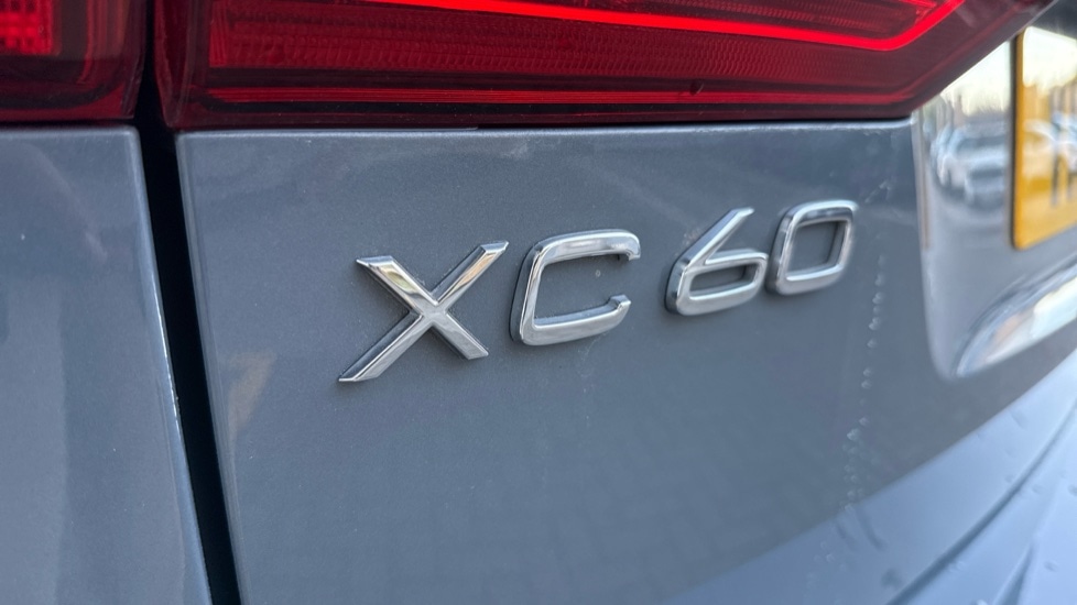 Used Volvo XC60 2023 for sale - 76635732: Photo 19