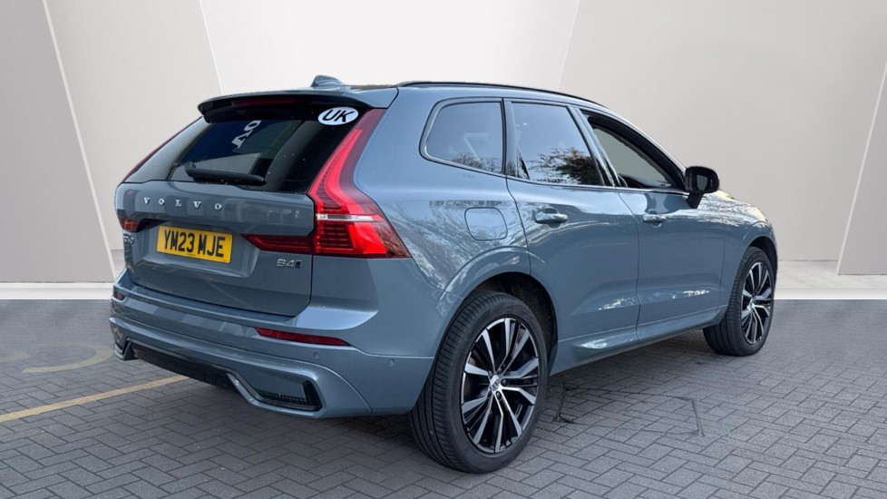 Used Volvo XC60 2023 for sale - 76635732: Photo 2