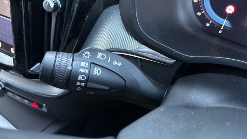 Used Volvo XC60 2023 for sale - 76635732: Photo 40