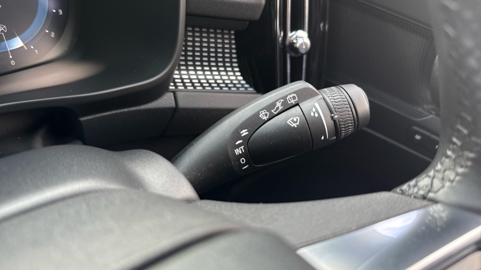 Used Volvo XC40 2025 for sale - 77102536: Photo 26