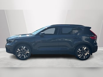 Used Volvo XC40 2026 for sale - 78656642: Photo