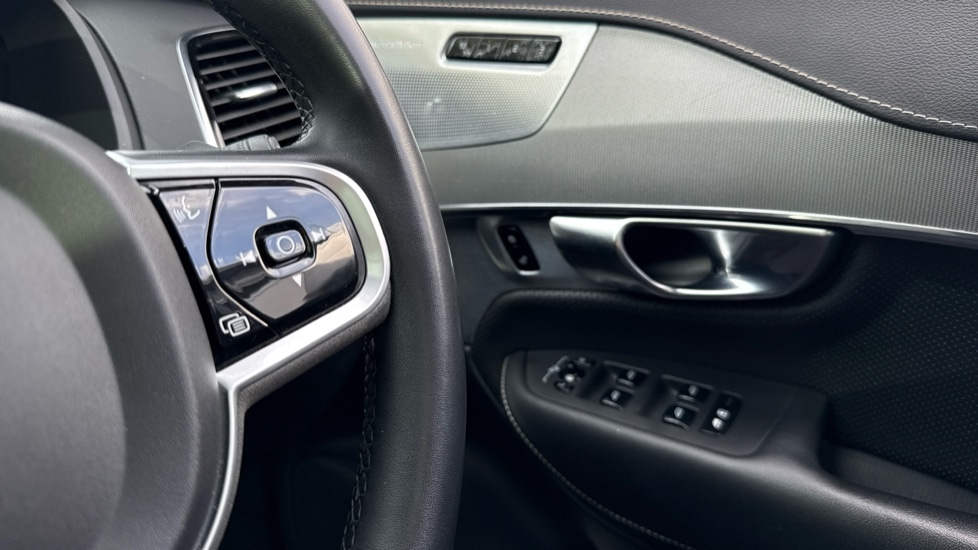 Used Volvo XC90 2021 for sale - 76475139: Photo 37