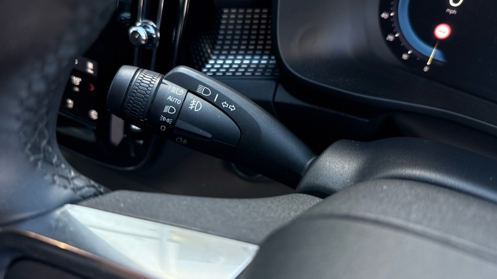 Used Volvo XC40 2024 for sale - 76669883: Photo 27