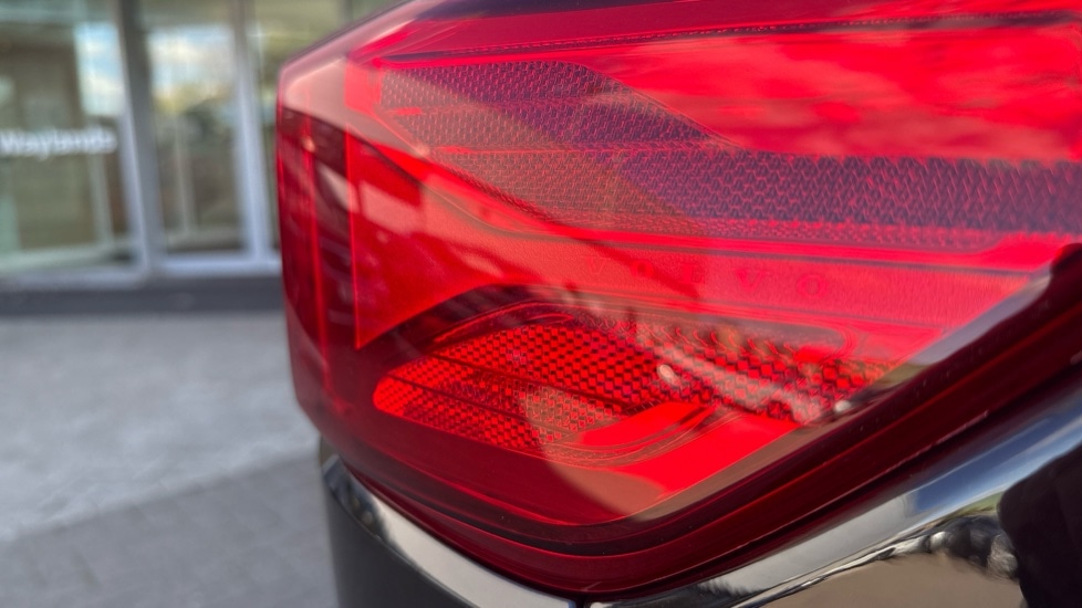 Used Volvo XC40 2024 for sale - 76669883: Photo 33