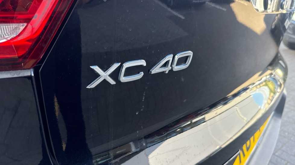 Used Volvo XC40 2024 for sale - 76669883: Photo 35
