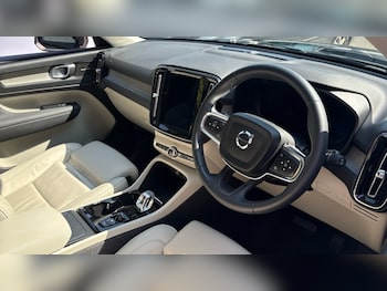 Used Volvo XC40 2023 for sale - 79284462: Photo