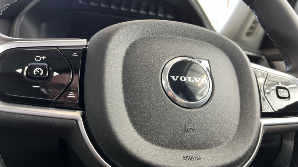 Used Volvo XC90 2025 for sale - 76130721: Photo 14