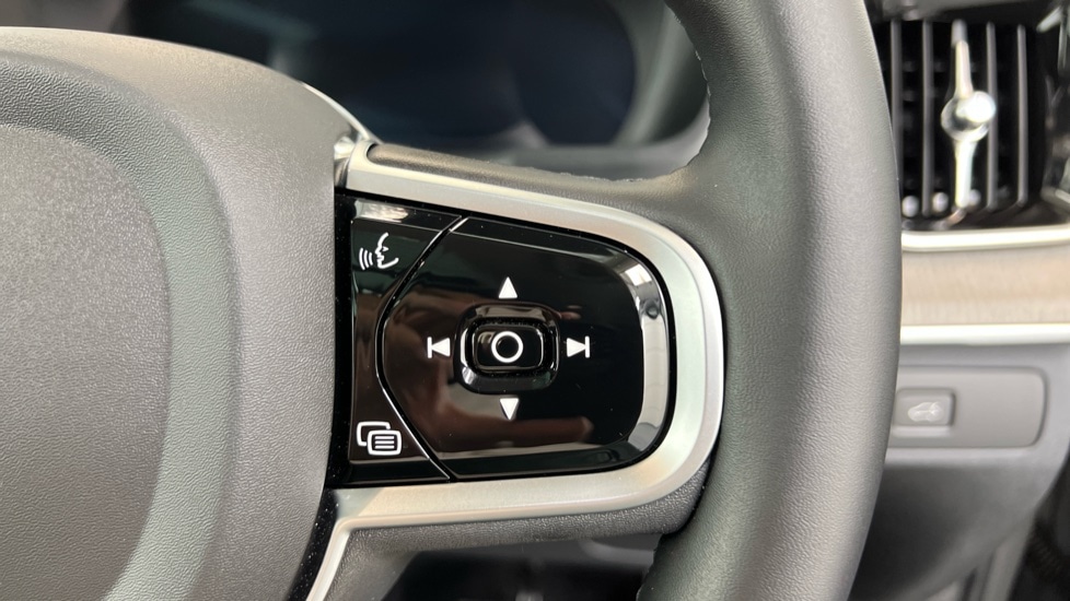 Used Volvo XC90 2025 for sale - 76130721: Photo 20