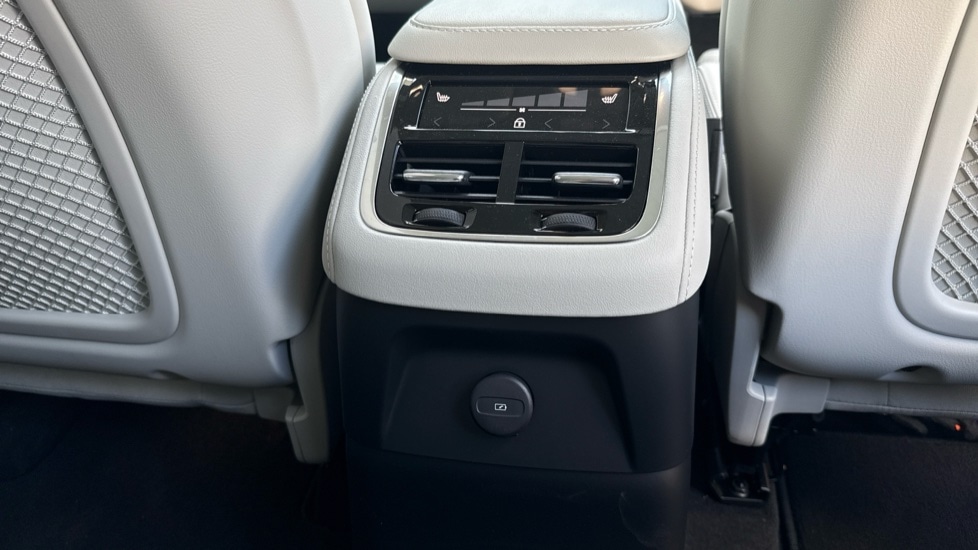 Used Volvo XC90 2025 for sale - 76826660: Photo 16