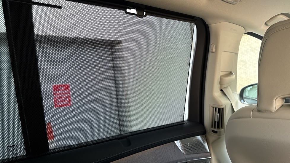 Used Volvo XC90 2025 for sale - 76826660: Photo 17