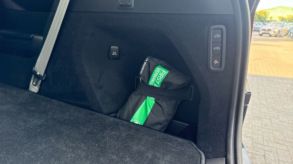 Used Volvo XC90 2025 for sale - 76826660: Photo 23