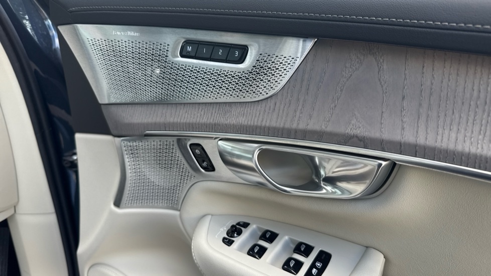 Used Volvo XC90 2025 for sale - 76826660: Photo 27