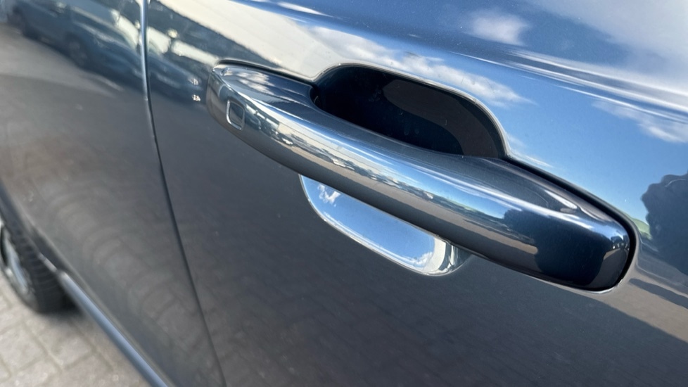 Used Volvo XC90 2025 for sale - 76826660: Photo 34