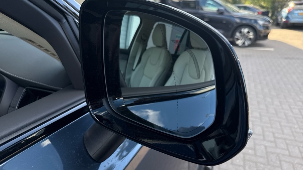 Used Volvo XC90 2025 for sale - 76826660: Photo 35