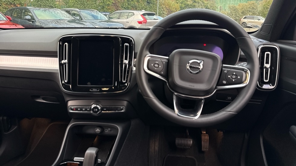 Used Volvo XC40 2023 for sale - 77293353: Photo 5