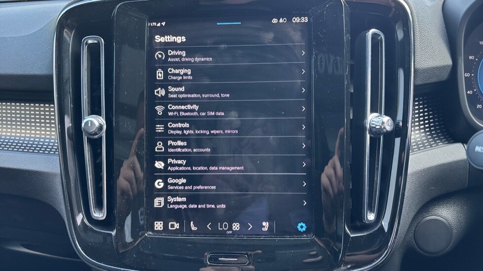 Vehicle 33