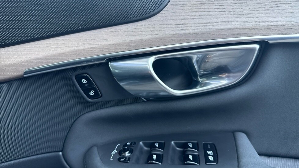 Used Volvo XC90 2025 for sale - 78158626: Photo 38