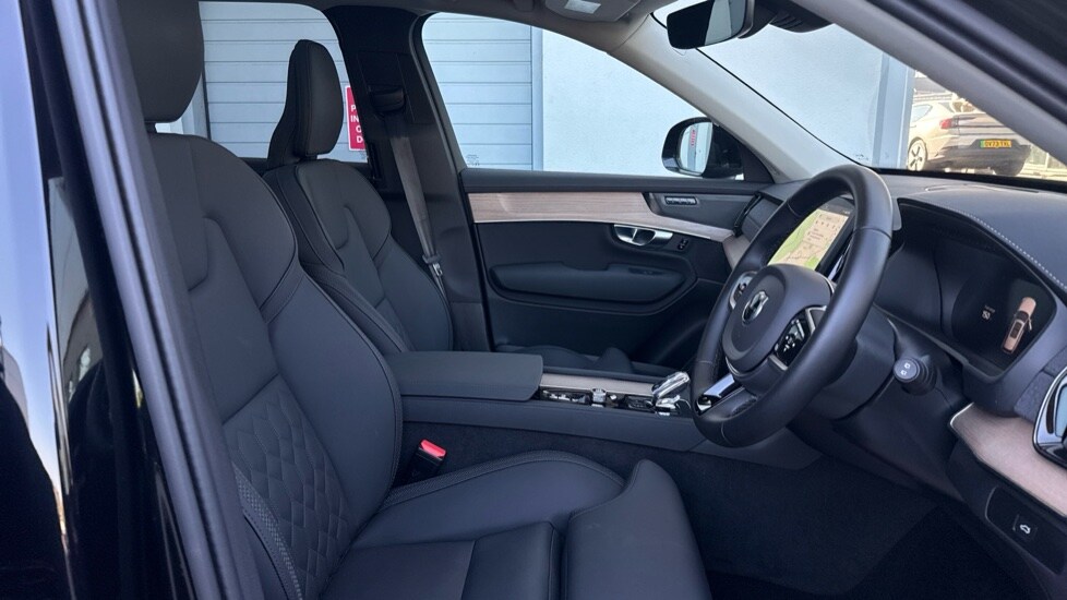 Used Volvo XC90 2025 for sale - 78158626: Photo 41