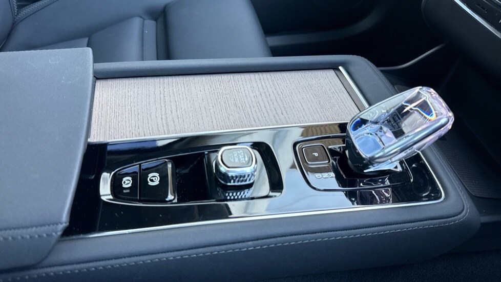 Used Volvo XC90 2025 for sale - 78158626: Photo 43