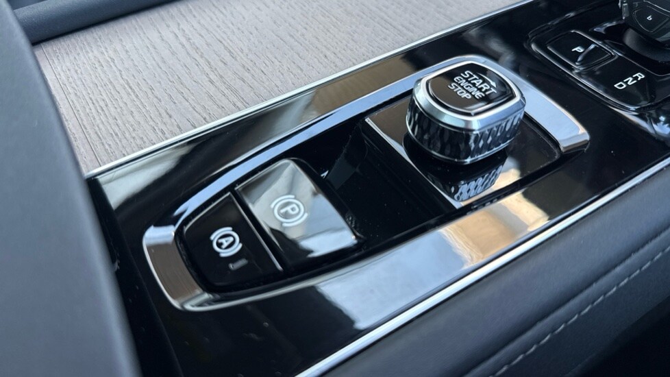 Used Volvo XC90 2025 for sale - 78158626: Photo 44