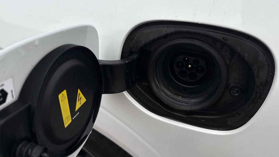 Used Volvo XC60 2023 for sale - 76540006: Photo 16