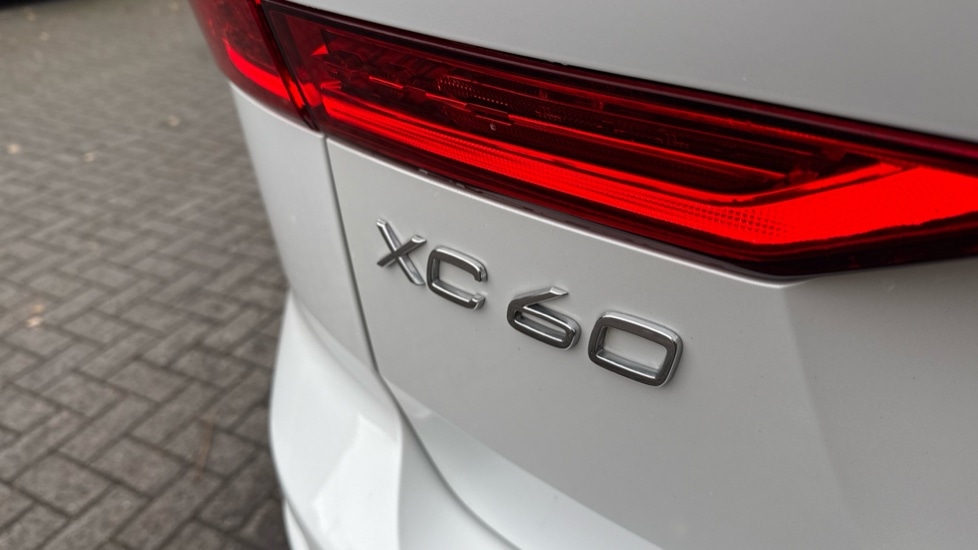 Used Volvo XC60 2023 for sale - 76540006: Photo 20