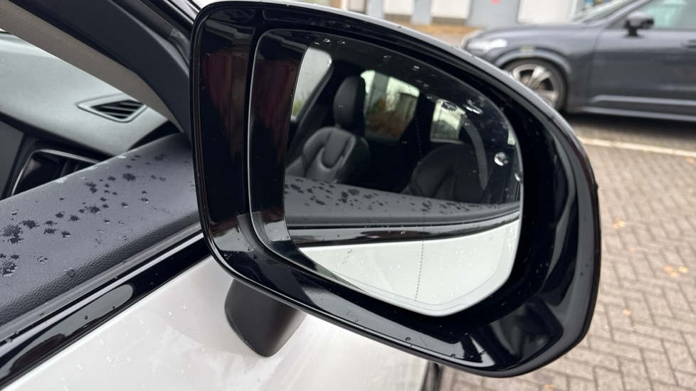 Used Volvo XC60 2023 for sale - 76540006: Photo 23