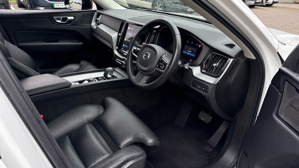 Used Volvo XC60 2023 for sale - 76540006: Photo 4
