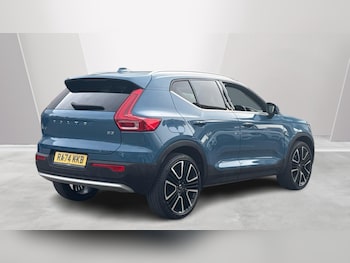 Used Volvo XC40 2025 for sale - 77420437: Photo