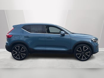 Used Volvo XC40 2025 for sale - 77420437: Photo