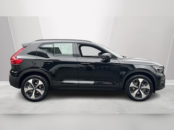Used Volvo XC40 2026 for sale - 79413439: Photo