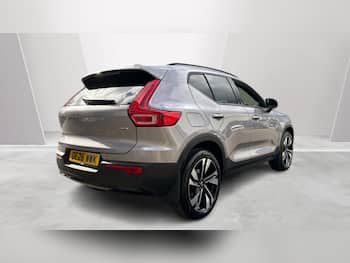 Used Volvo XC40 2026 for sale - 79544458: Photo