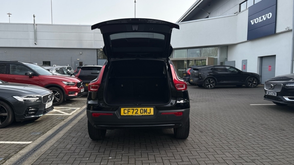 Used Volvo XC40 2023 for sale - 77653117: Photo 13