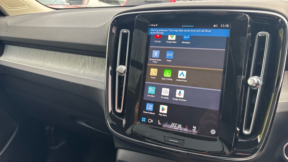 Used Volvo XC40 2023 for sale - 77653117: Photo 14