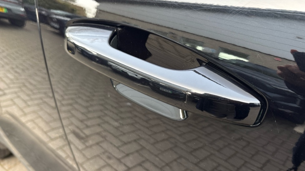 Used Volvo XC40 2023 for sale - 77653117: Photo 18