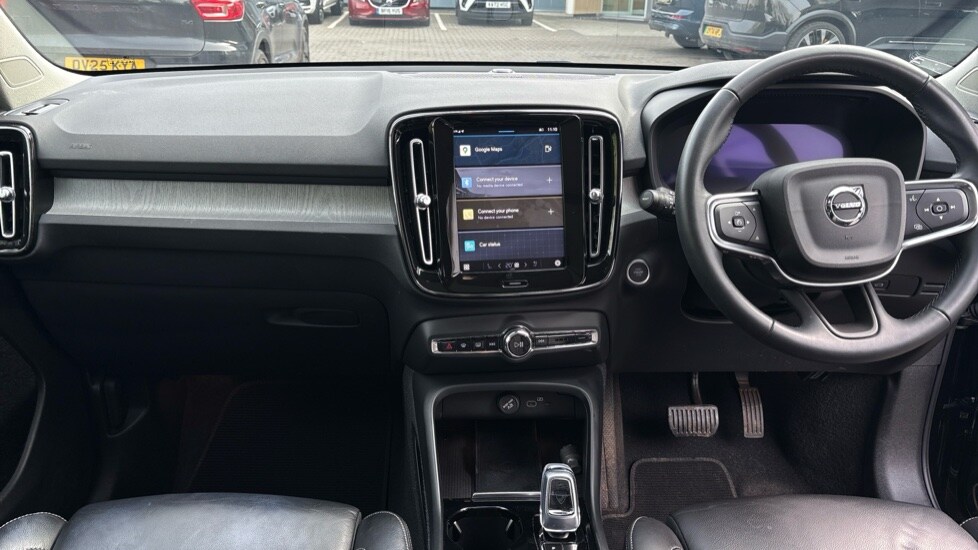 Used Volvo XC40 2023 for sale - 77653117: Photo 5