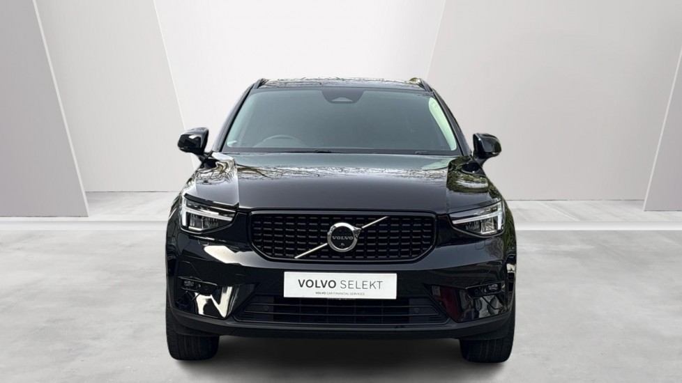 Used Volvo XC40 2023 for sale - 77653117: Photo 8