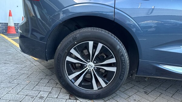 Used Volvo XC60 2021 for sale - 76168734: Photo 15