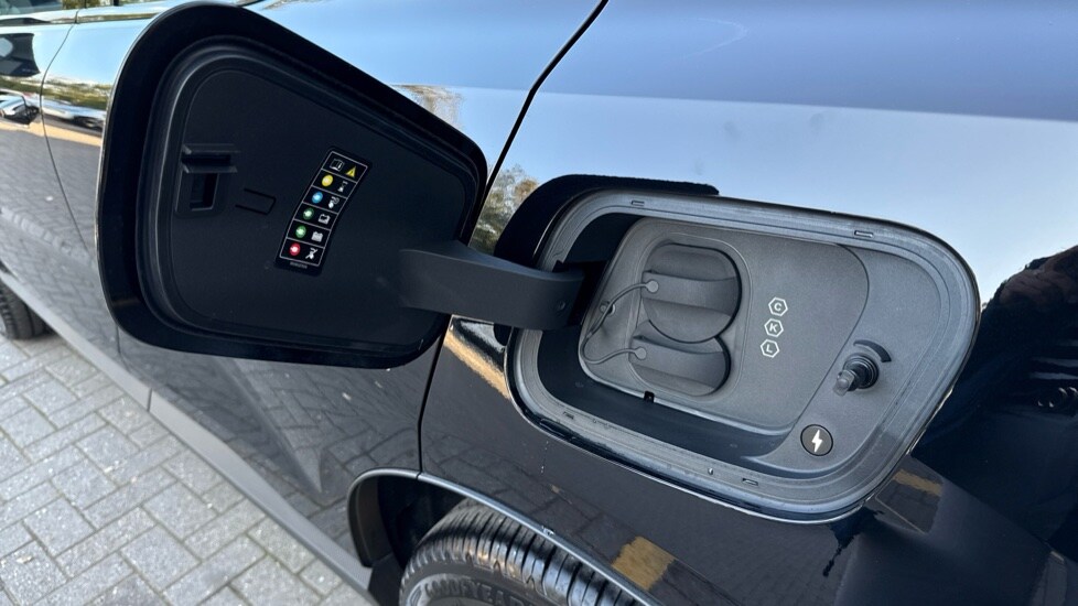 Used Volvo EX30 2025 for sale - 76033812: Photo 19